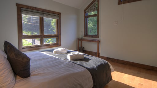 Mangetsu Lodge Bedroom 5