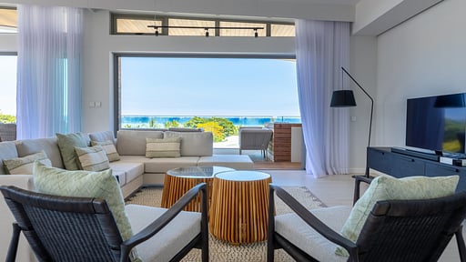 Manta Cove Penthouse Гостиная