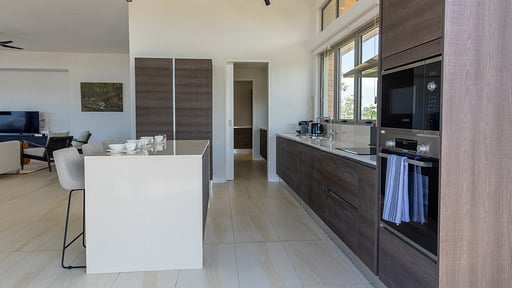 Manta Cove Penthouse Кухня