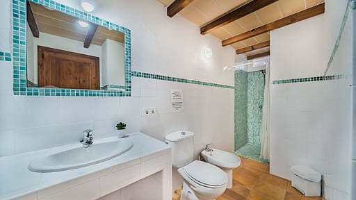 Les Rotes Sanchez Schlafzimmer 2