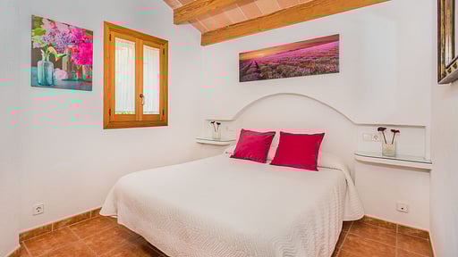 Les Rotes Sanchez Schlafzimmer 2