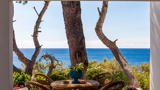 Marsa Cortina Surroundings