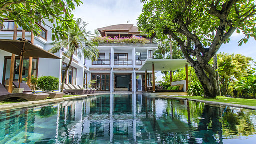 Mary's Beach Villa Бассейн