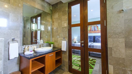Mary's Beach Villa Спальня 4