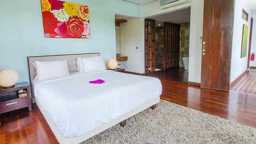 Mary's Beach Villa Спальня 2