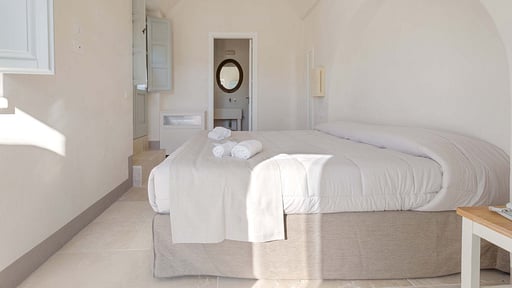 Masseria Santa Filomena Schlafzimmer 6