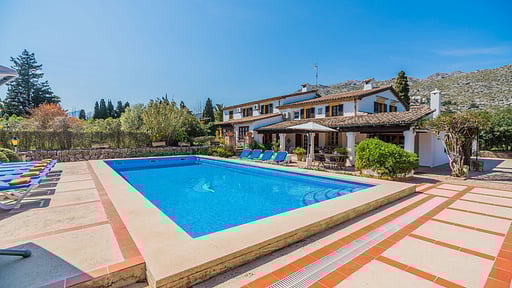 Can Giro Бассейн