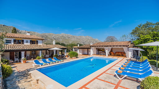 Can Giro Бассейн