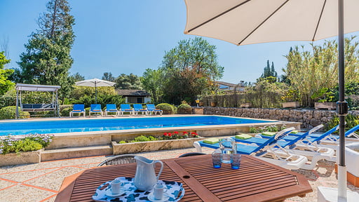 Can Giro Бассейн