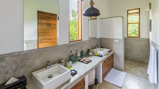 Mayur Lodge Bedroom 2