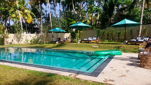 Merchant House Piscine