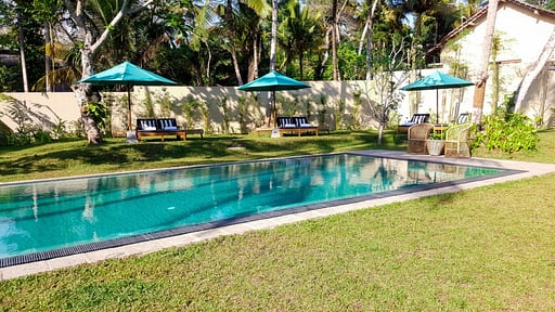 Merchant House Piscine