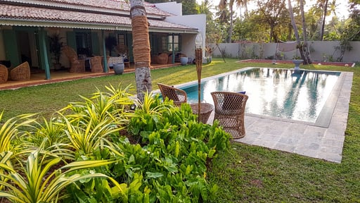 Merchant House Piscine