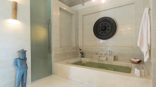 Mia Beach Villa Спальня 1