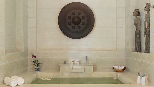 Mia Beach Villa Спальня 1