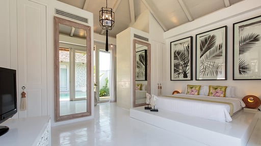 Mia Beach Villa Спальня 4