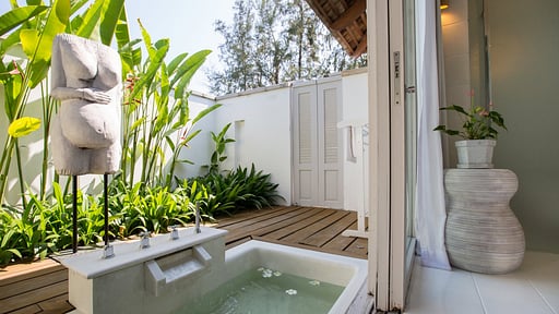 Mia Beach Villa Спальня 4