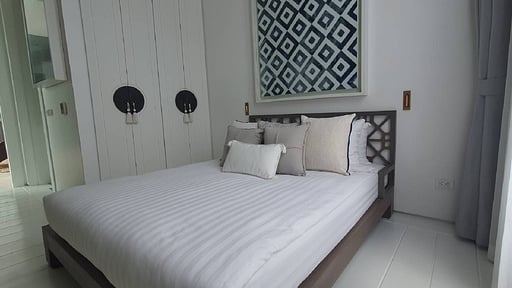 Mia Estate Спальня 12