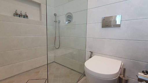 Mia Estate Спальня 12