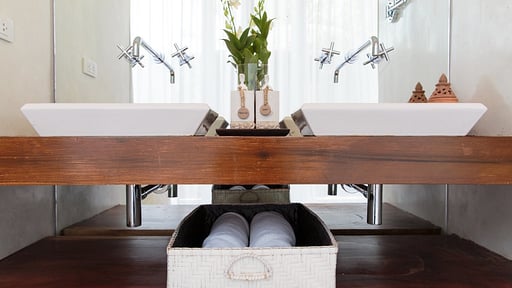 Mia Estate Спальня 5