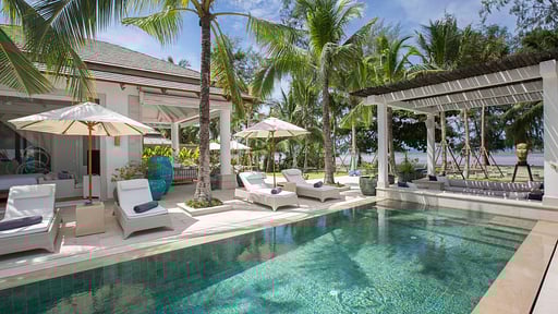 Mia Estate Бассейн 2