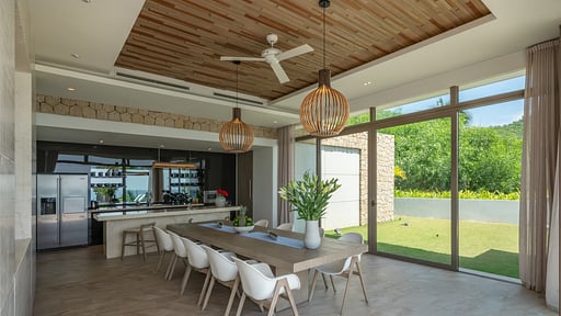 Mia Luxury Residence Dining area