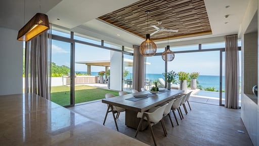 Mia Luxury Residence Dining area