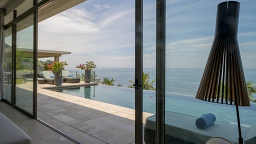 Mia Luxury Residence Swimming pool