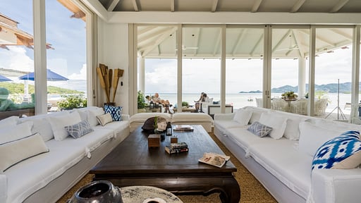 Mia Ocean Villa Salón