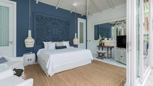 Mia Palm Villa Bedroom 2