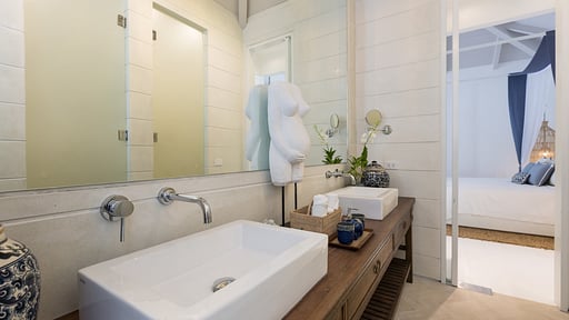 Mia Palm Villa Bedroom 3