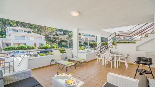 Bon Dia Terrace/Veranda