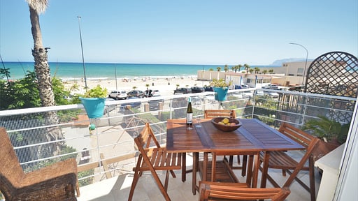 Mirage Apartment Terrace/Veranda