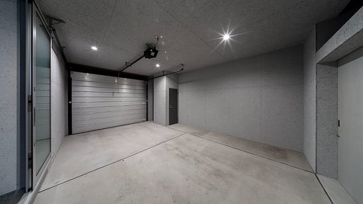 Momo Chalet Parking areas