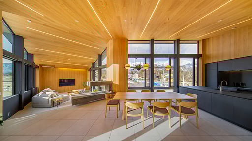 Momo Chalet Dining area