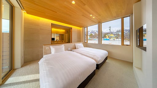 Momo Chalet Bedroom 1