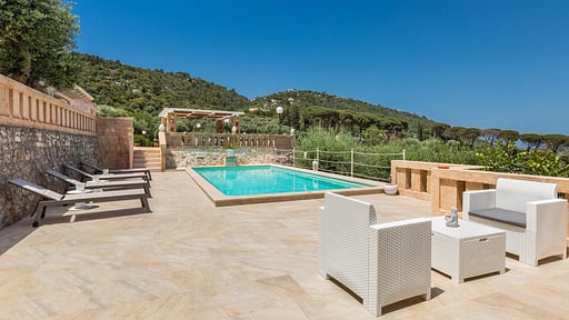 Monte Cannone 2 Swimming pool