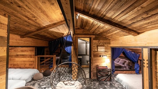 Chalet Monts Bedroom 6