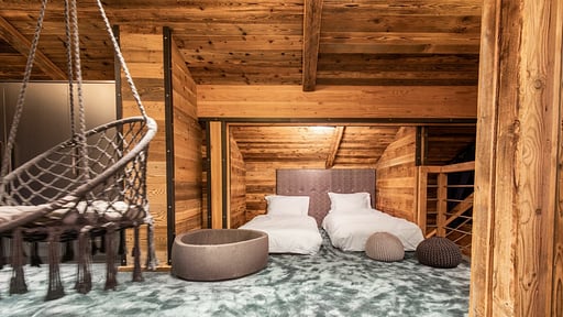 Chalet Monts Bedroom 6