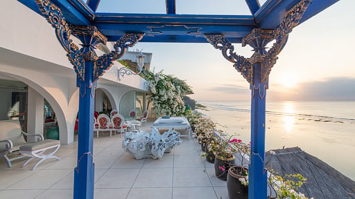 Morabito Art Cliff Terrace/Veranda 3