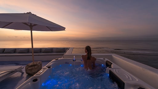 Morabito Art Cliff Terrace/Veranda 1
