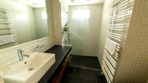 Mori Houses Waraku Sansou Bedroom 1