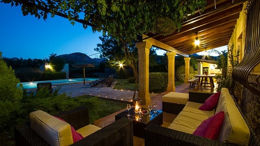 Daniel Terrace/Veranda