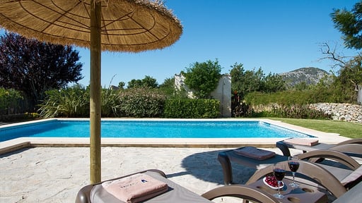 Daniel Swimming pool