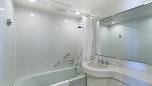 Mountainside Palace Bedroom 1