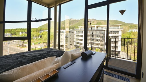Muse Niseko Penthouse Bedroom 1