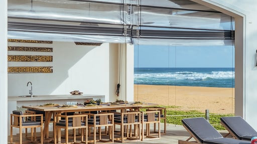 Myla Beach Villa Salle à manger