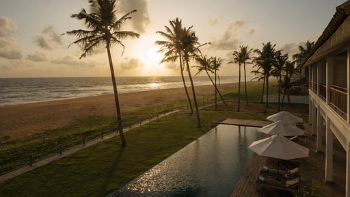 Myla Beach Villa Piscine