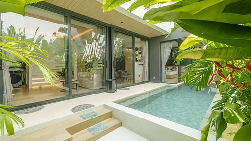 Naiton Aileen Villa Three Swimming pool