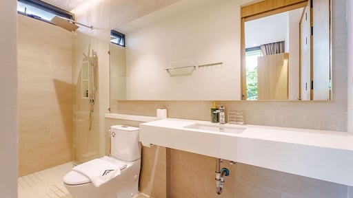 Naiton Aileen Villa Three Others